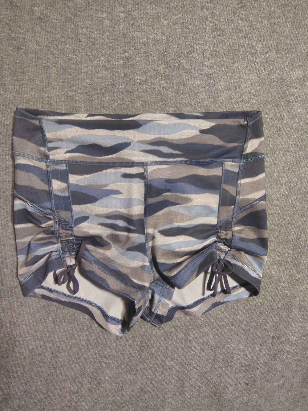 lululemon athletica Gray & Blue Camo Drawstring Side Athletic Shorts